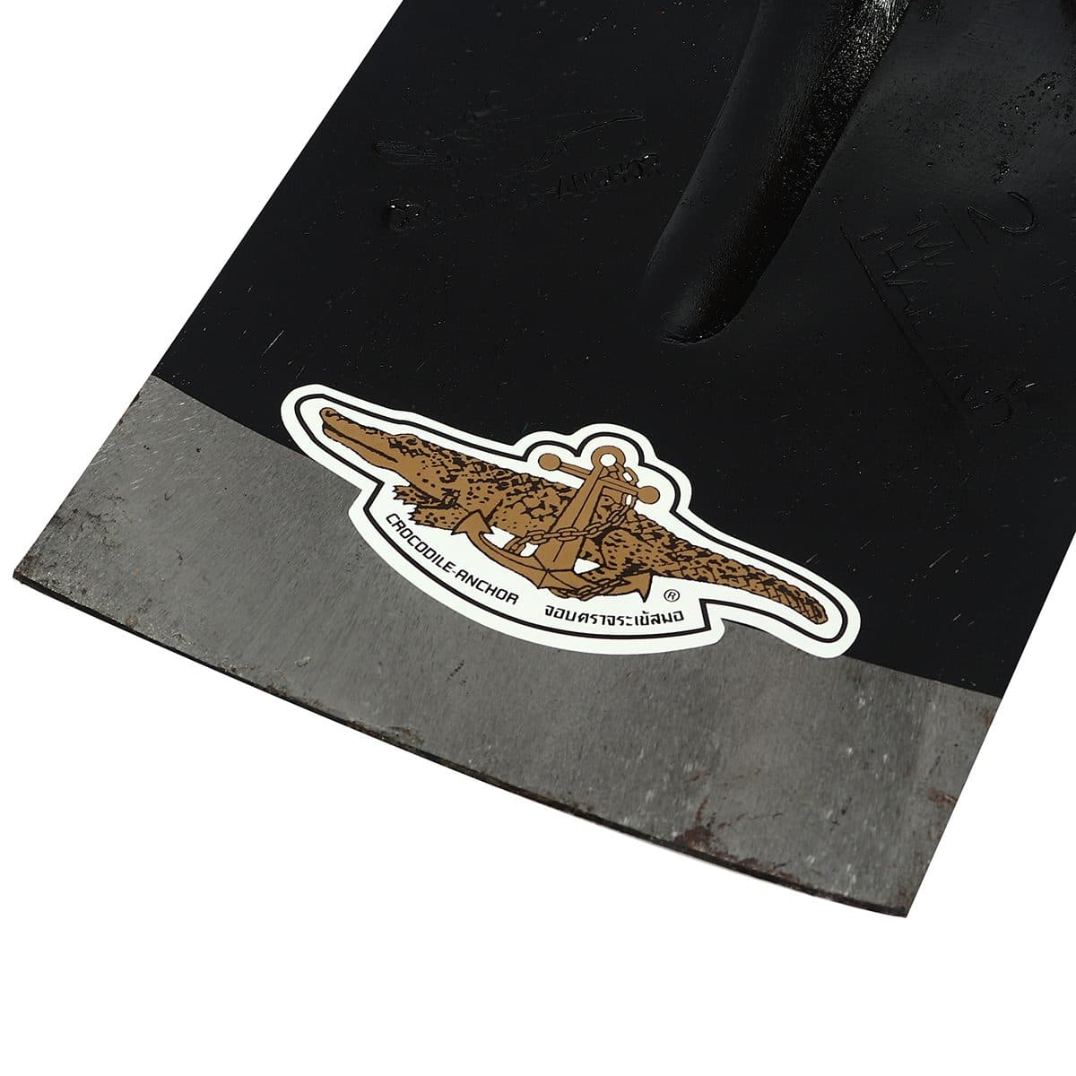 จอบ 2 ปอนด์ หูเหลี่ยม แบรนด์ จระเข้สมอ ทำจากเหล็กคุณภาพสูง เหมาะกับงานขุดดิน พรวนดิน ถากหญ้า งานก่อสร้าง ผสมปูน ผสมทราย