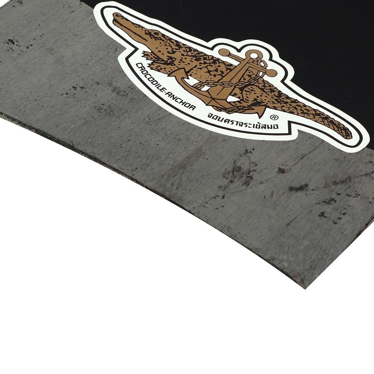 จอบ 3 ปอนด์ หูเหลี่ยม หน้าเว้า แบรนด์ จระเข้สมอ ทำจากเหล็กคุณภาพสูง เหมาะกับงานขุดดิน พรวนดิน ถากหญ้า งานก่อสร้าง ผสมปูน ผสมทราย