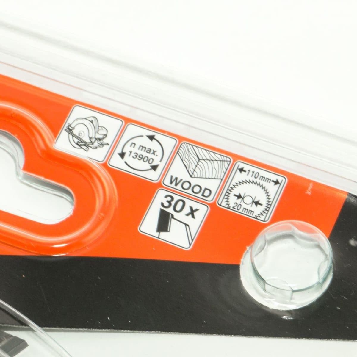 MAKITA ใบเลื่อยวงเดือนคาร์ไบด์สำหรับตัดไม้ 4 นิ้ว 30 ฟัน รุ่น A-81365 เส้นผ่านศูนย์กลาง 110 มม. หนา 1.8 มม. (มากีต้า)