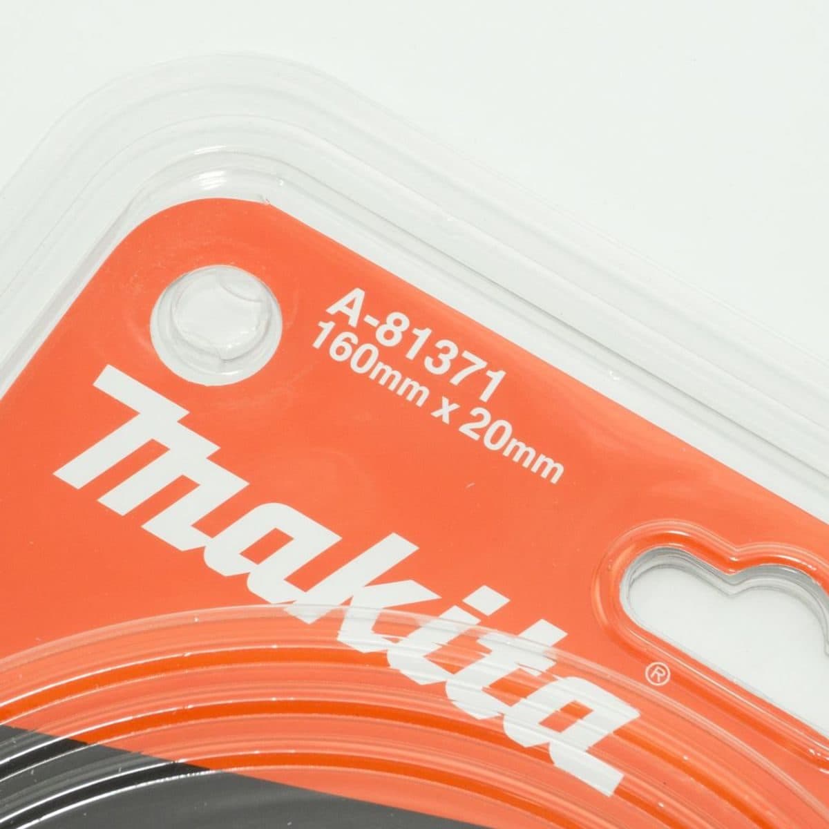 MAKITA ใบเลื่อยวงเดือนคาร์ไบด์สำหรับตัดไม้ 6 นิ้ว 24 ฟัน รุ่น A-81371 เส้นผ่านศูนย์กลาง 160 มม. หนา 2.2 มม. (มากีต้า)