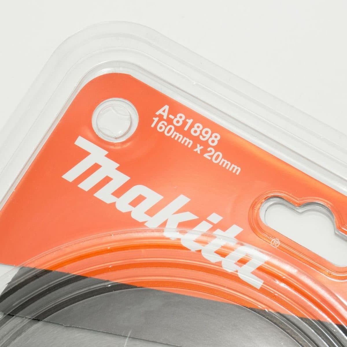 MAKITA ใบเลื่อยวงเดือนคาร์ไบด์สำหรับตัดไม้ 6 นิ้ว 40 ฟัน รุ่น A-81898 เส้นผ่านศูนย์กลาง 160 มม. หนา 2.2 มม. (มากีต้า)