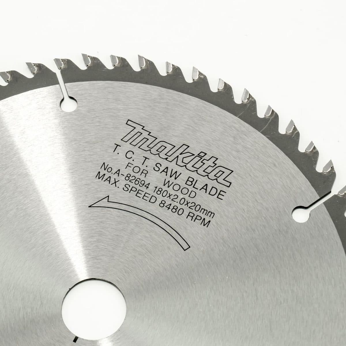 MAKITA ใบเลื่อยวงเดือนคาร์ไบด์สำหรับตัดไม้ 7 นิ้ว 60 ฟัน รุ่น A-82694 เส้นผ่านศูนย์กลาง 180 มม. หนา 2.0 มม. (มากีต้า)