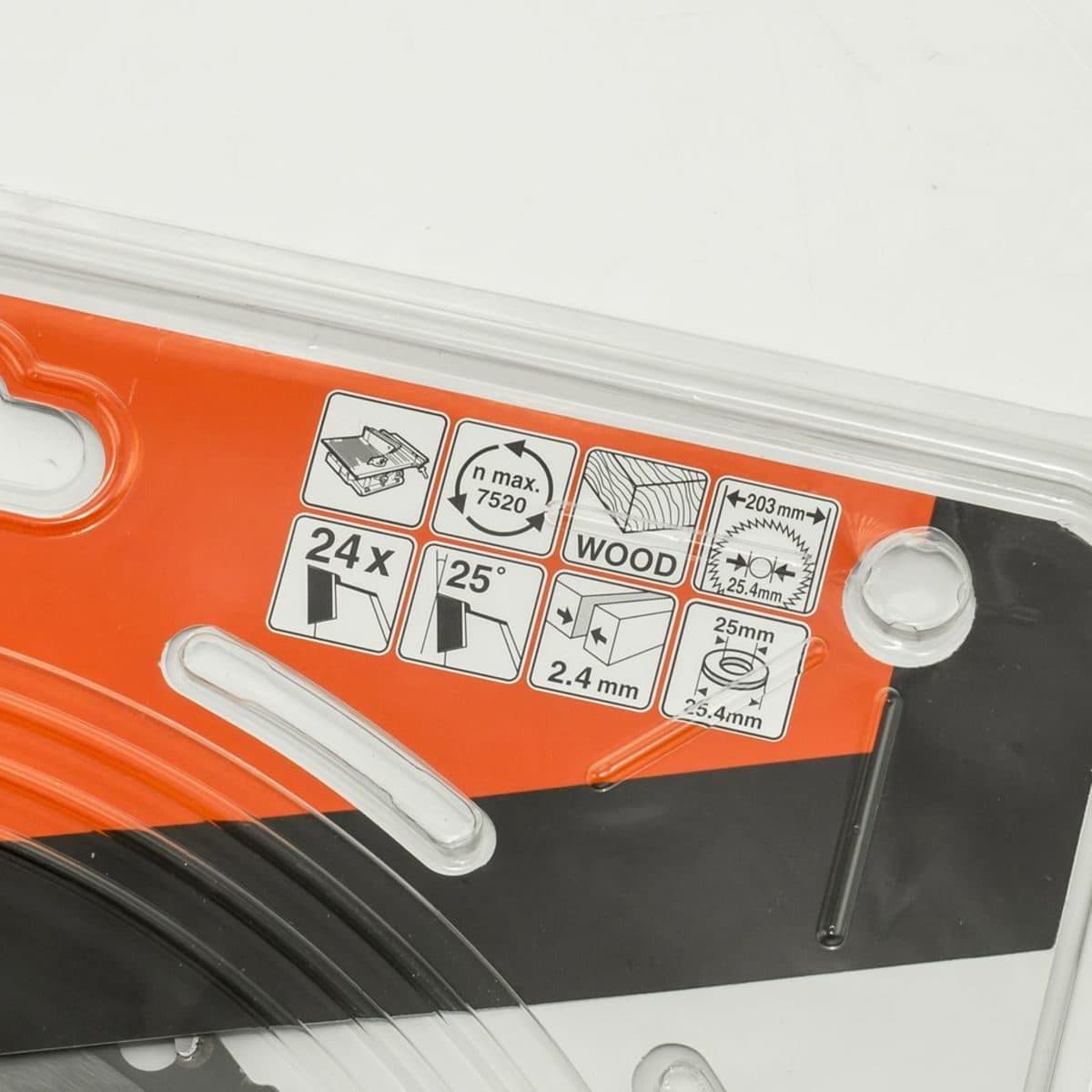 MAKITA ใบเลื่อยวงเดือนคาร์ไบด์สำหรับตัดไม้ 8 นิ้ว 24 ฟัน รุ่น A-81941 เส้นผ่านศูนย์กลาง 203 มม. หนา 2.4 มม. (มากีต้า)