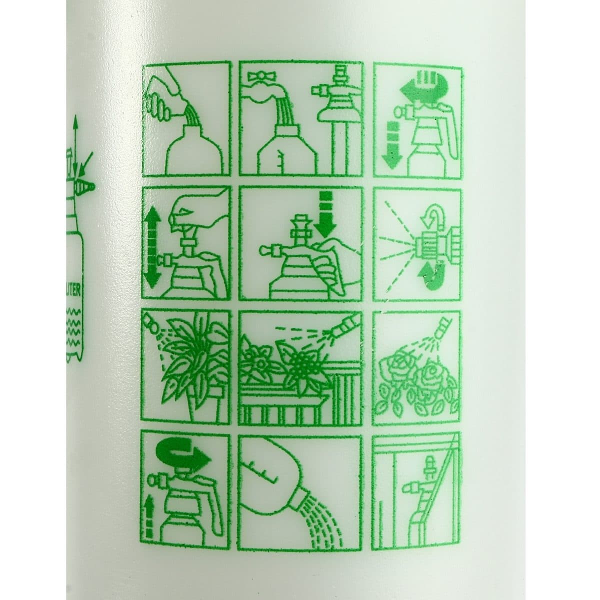 POLO กระบอกฉีดน้ำหัวทองเหลือง ขนาด 1.5 ลิตร รุ่น PH1.5 หัวฉีดทำมาจากทองเหลือง สามารถปรับได้ เหมาะสำหรับฉีดรดน้ำต้นได้ หรือฉีดพ่นของเหลว (โปโ