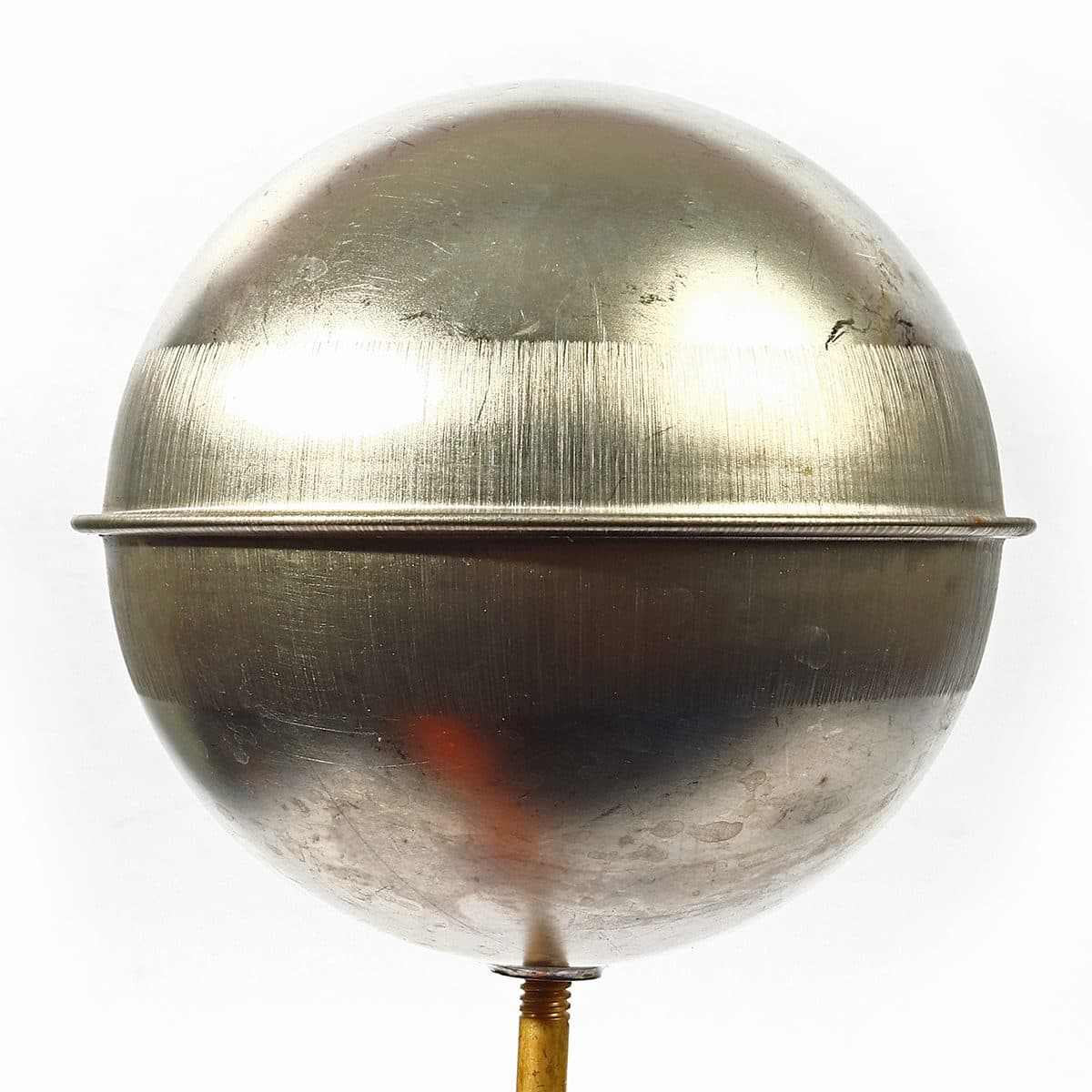 ลูกลอย สแตนเลส แบรนด์ อาร์เอ็ม (RM) ขนาด 1/2 นิ้ว (4 หุน) ใช้สำหรับติดตั้งกับแท้งค์น้ำ ทำหน้าที่เปิด-ปิดวาล์วน้ำในแท้งค์ ไม่เป็นสนิม ใช้งานไ