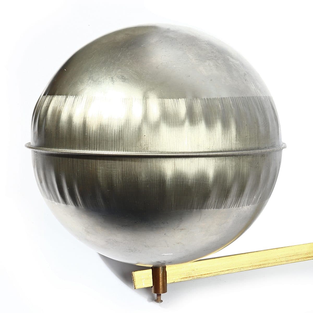 ลูกลอย สแตนเลส แบรนด์ อาร์เอ็ม (RM) ขนาด 2 นิ้ว ใช้สำหรับติดตั้งกับแท้งค์น้ำ ทำหน้าที่เปิด-ปิดวาล์วน้ำในแท้งค์ ไม่เป็นสนิม ใช้งานได้ยาวนาน